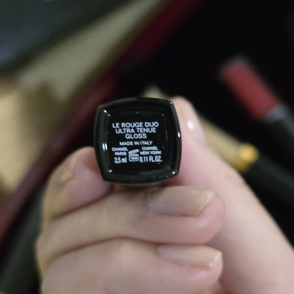 Chanel Rouge Allure Lipstick - Rich Red - Picture 6 of 7